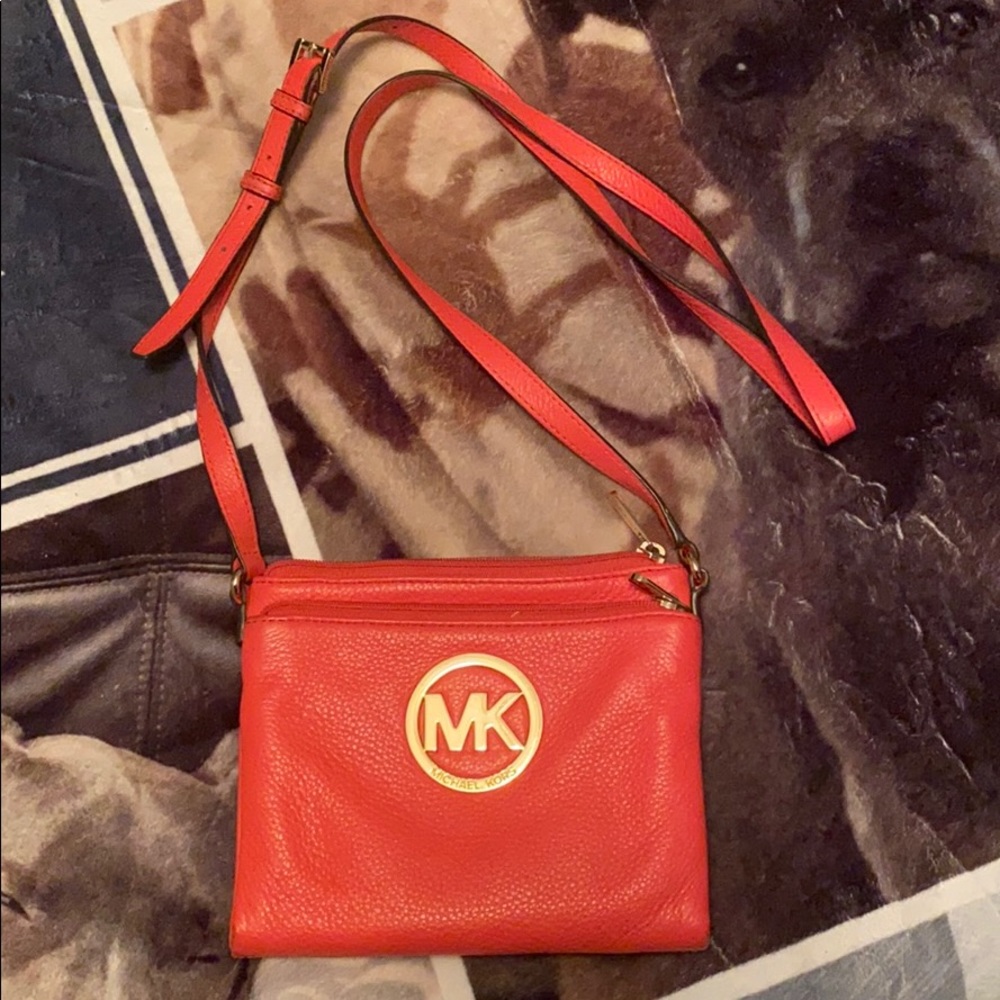 Small cross body in peach
